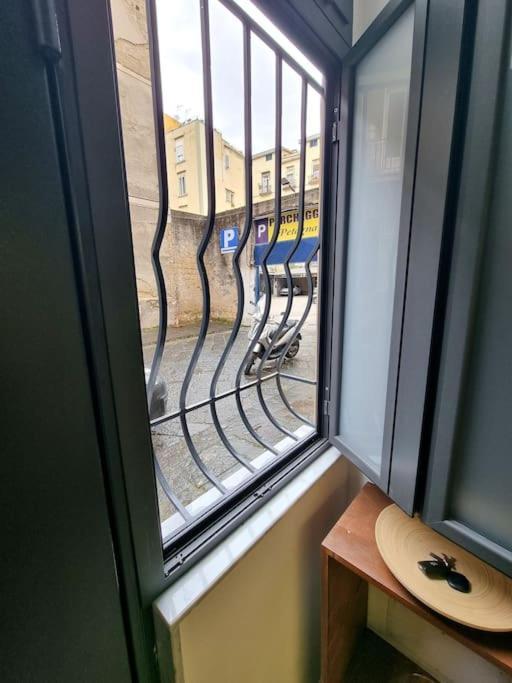 Casa Comoda E Centrale In Quartiere Storico Di Napoli Exterior foto