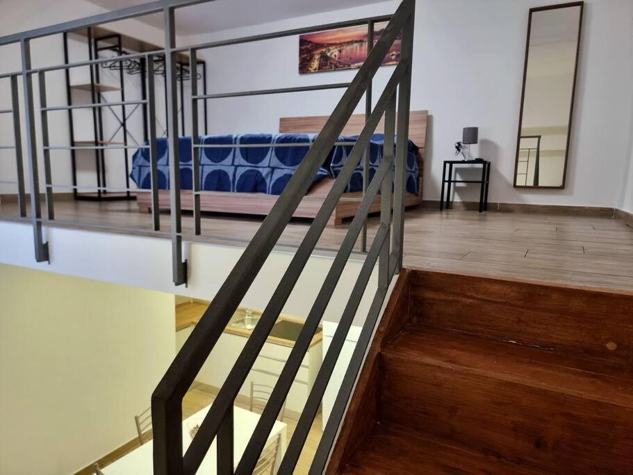 Casa Comoda E Centrale In Quartiere Storico Di Napoli Exterior foto